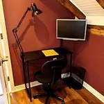 Walkable Elmwood Cottage, No Chores 2Bath 2Br 2Car